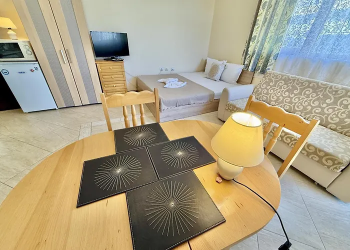 Sunny Sea - Menada شقة *