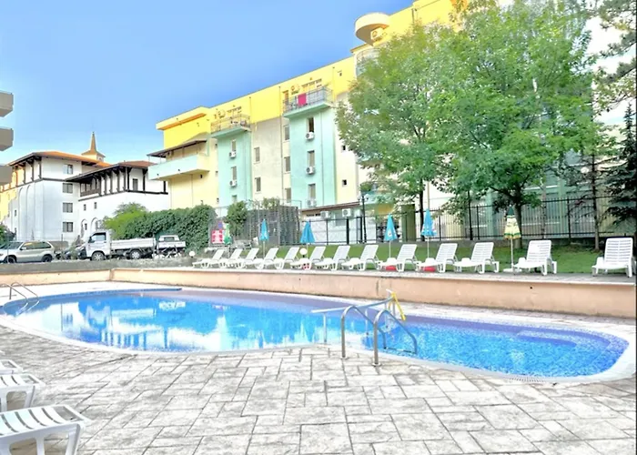 Sunny Sea - Menada דירה