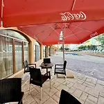 Sunny Sea - Menada Apartment