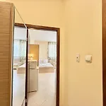 Apartment Sunny Sea - Menada *