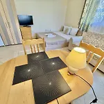 Sunny Sea - Menada Apartment *