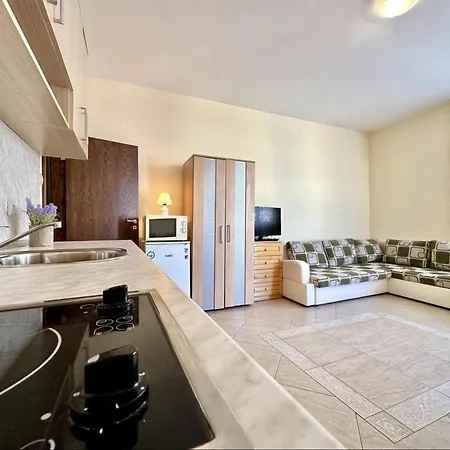 Apartment Sunny Sea - Menada